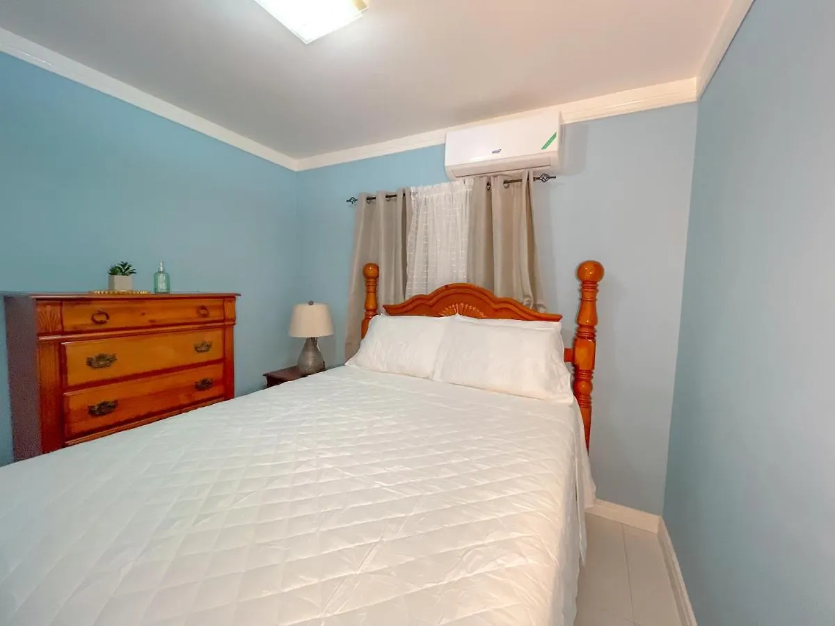Lola'S Tropical Oasis Apartamento Montego Bay Jamaica