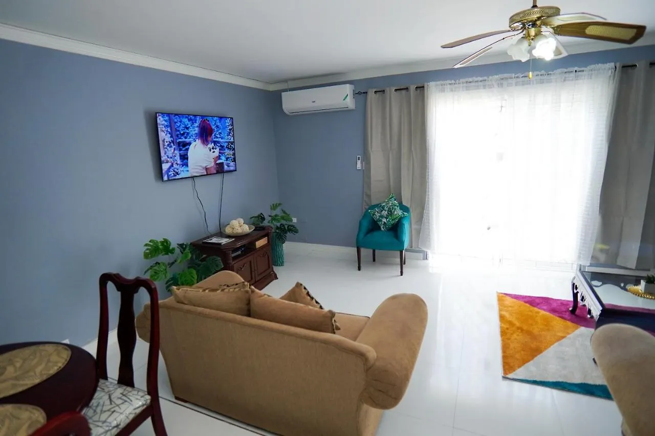 Lola'S Tropical Oasis Apartamento Montego Bay